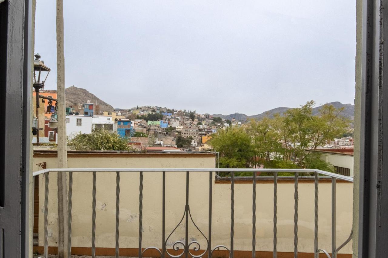 La Coleccion, Universidad De Guanajuato, Centro 4*